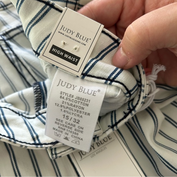 Copy- NWT Judy Blue Pin Stripe High Rise Flare Jeans Minimalist Western Boho - Picture 11 of 16